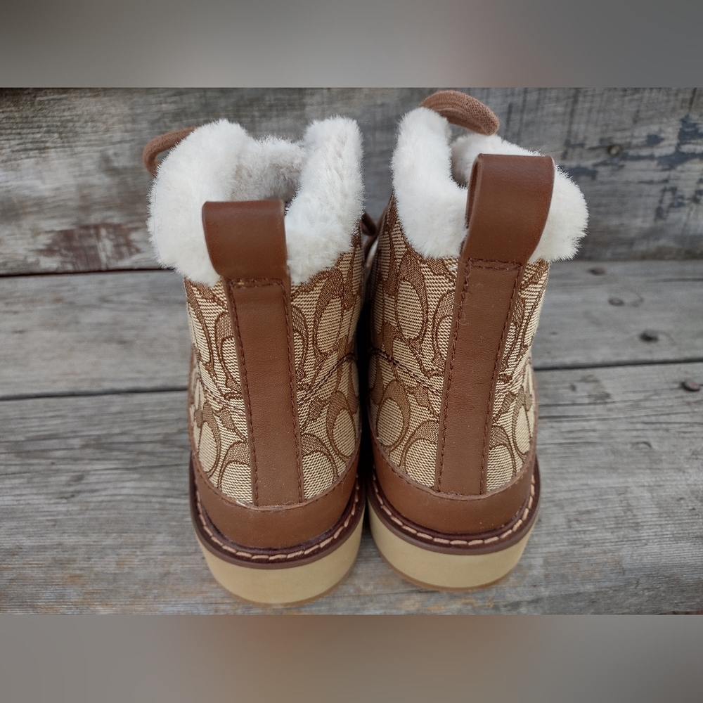 Coach Imani Signature "C" Jacquard Faux Fur Lining Lace-up Size US 8 B EU 38.5 - Picture 5 of 14